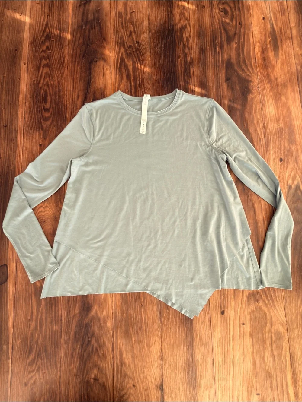 lululemon athletica Women's Long-Sleeve Asymmetric Hem Top in Sage